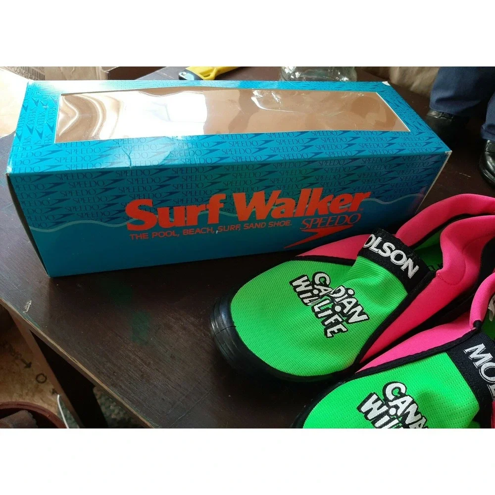 New in Box Men's Surfwalker Water Shoes‎ 1990's Green & Pink Size 10 Molson Beer